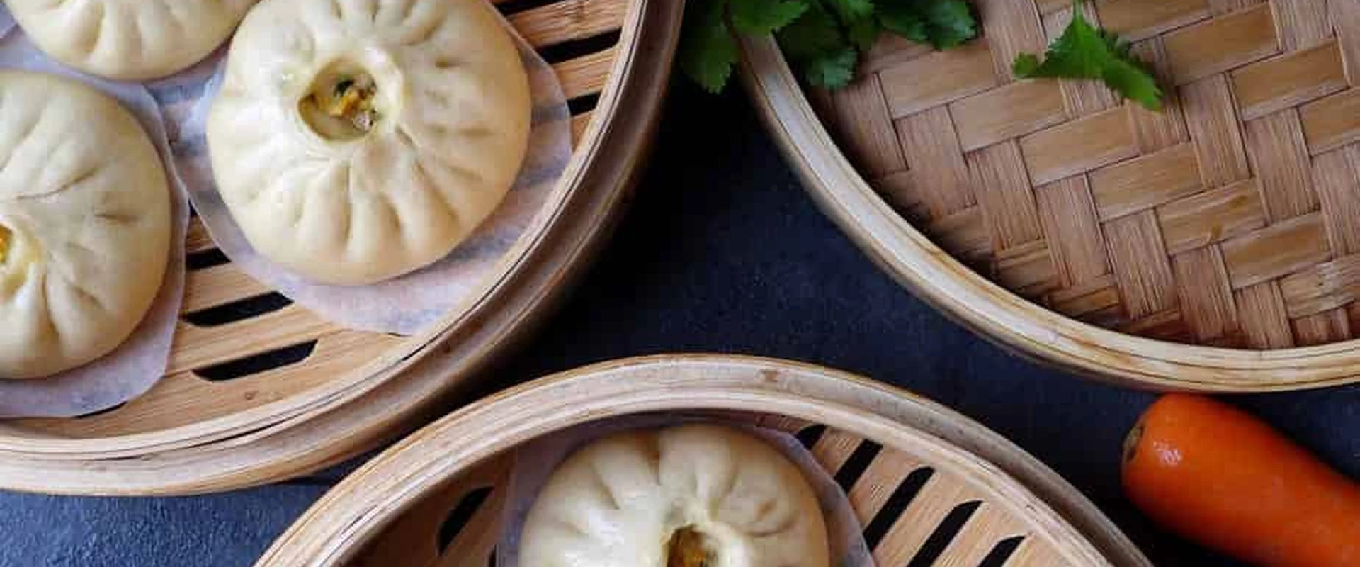 Bao Buns la abur — chiflele pufoase chinezești