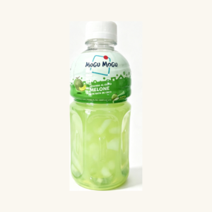 Băutură răcoritoare Mogu Mogu cu gust de pepene galben și Nata de Coco